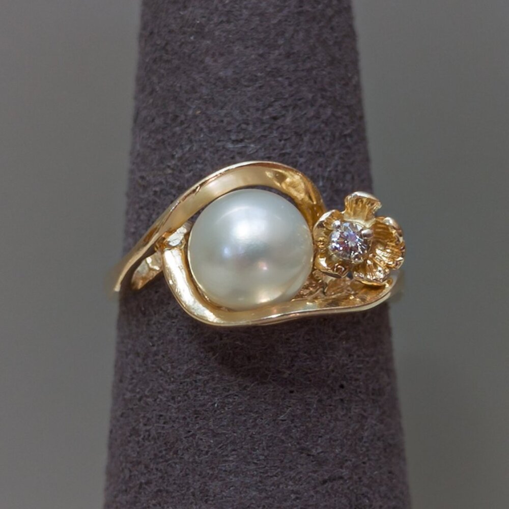 14K Gold Pearl Ring with Diamond Flower Accent